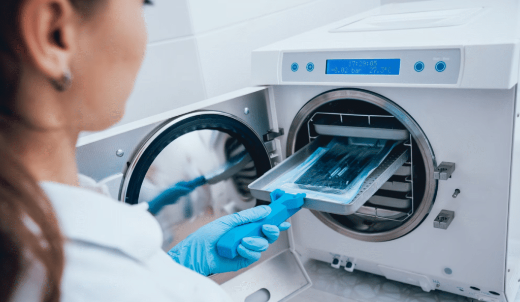 اتوکلاو دندانپزشکی چیست و چرا ضروری است؟