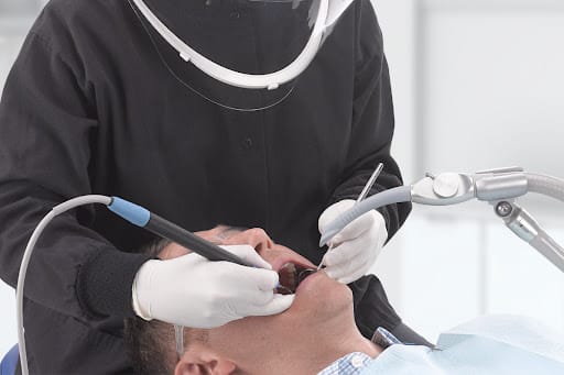 دستگاه ساکشن مرکزی یا کنار یونیتی؟ کدام گزینه بهتری است؟ دستگاه ساکشن مرکزی یا کنار یونیتی؟ کدام گزینه بهتری است؟